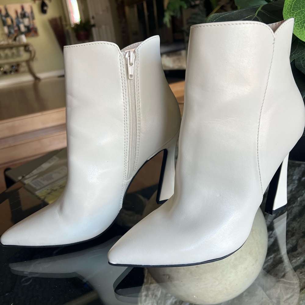 Nine West Women's Boots Size 8.M